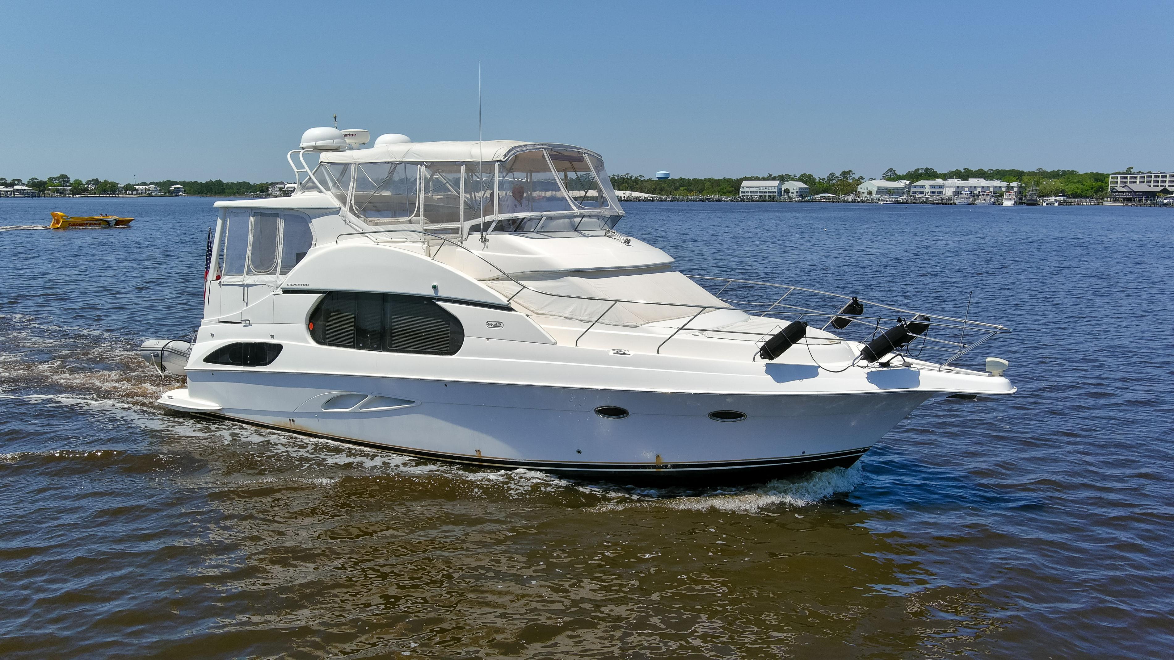 2005 Silverton 43 Motor Yacht "Summer Place"
