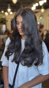 Transform Your Look at Xtophers Salons: Aveda Haircuts & Balayage